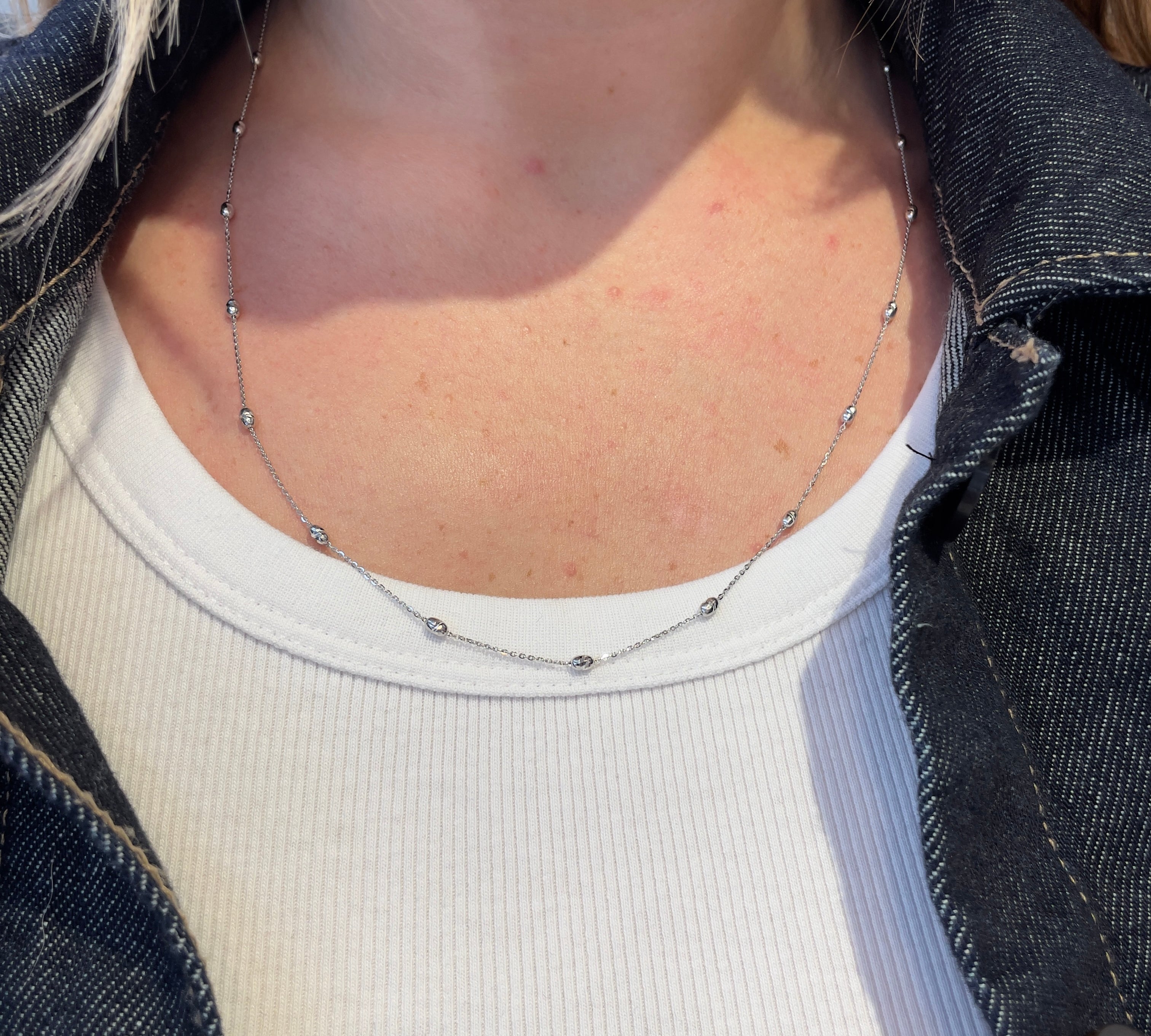 22 Inch Diamond Cut Station Necklace