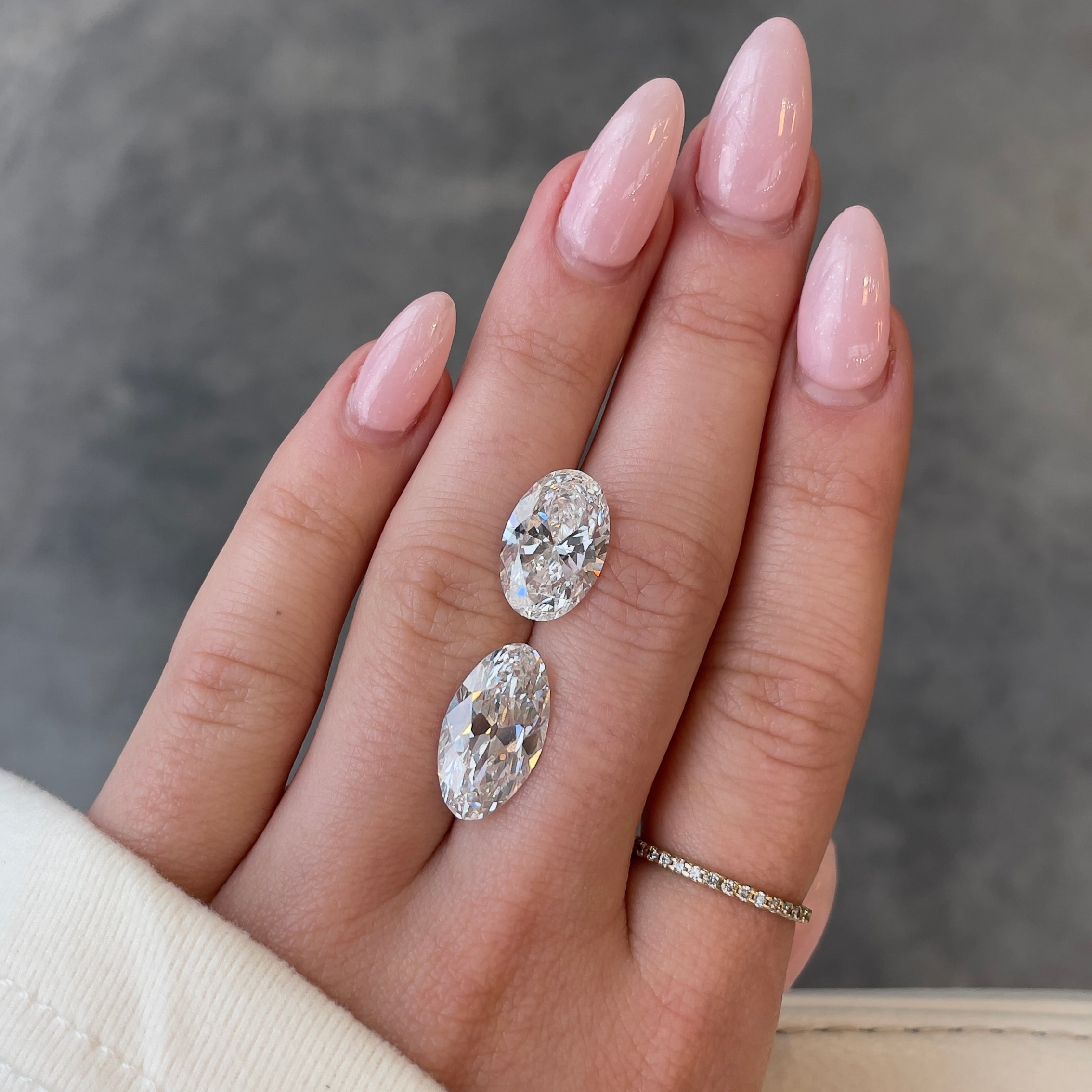 Two diamond rings on the hand